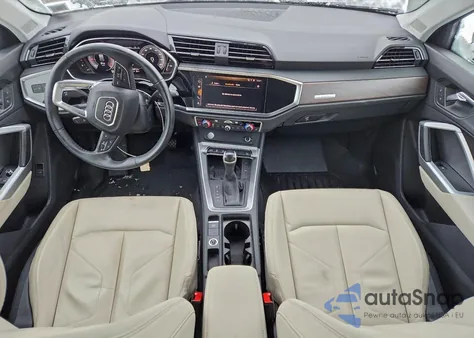 2020 Audi Q3 Premium Plus z USA, uszkodzony, nr VIN WA1BECF30L1007438